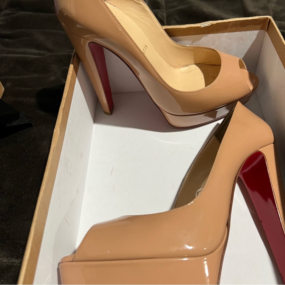Christian Louboutin Altanana 140 Patent Heels Nude